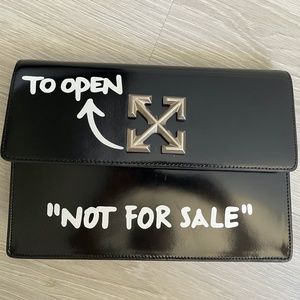 Off-White 2.8 Jitney Bag